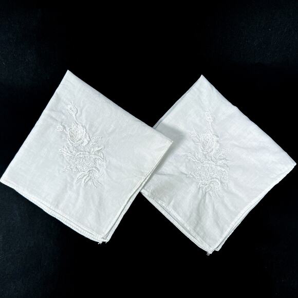 Handkerchief Set 2 White On White Embroidered Flowers Vintage Cotton 10" Square - Picture 1 of 6